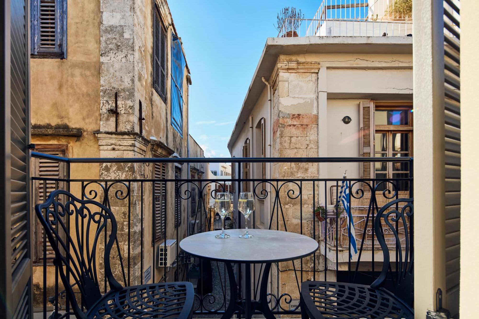 Grande Madonna Luxury Boutique Suites Rethymno  Bagian luar foto
