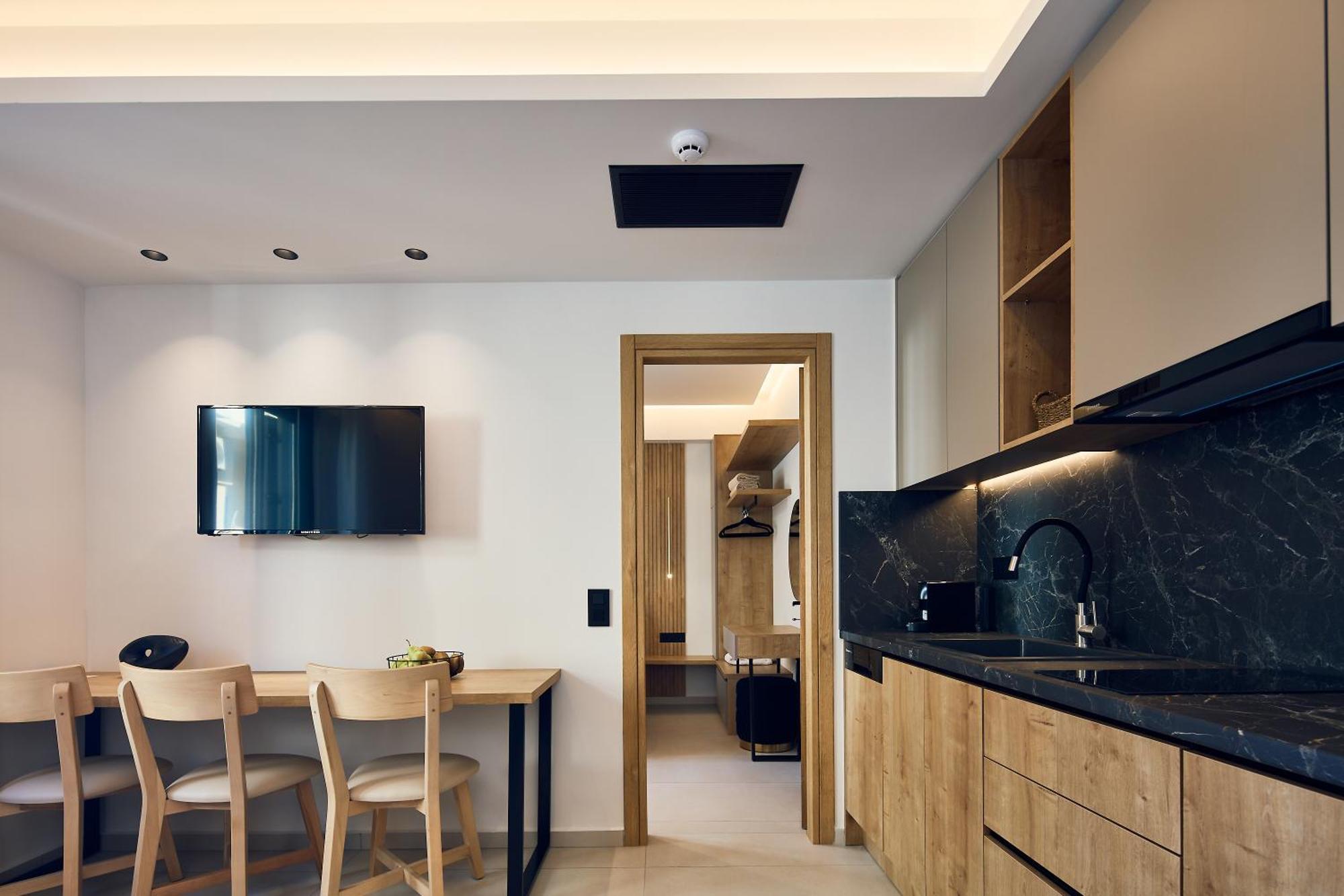 Grande Madonna Luxury Boutique Suites Rethymno  Bagian luar foto