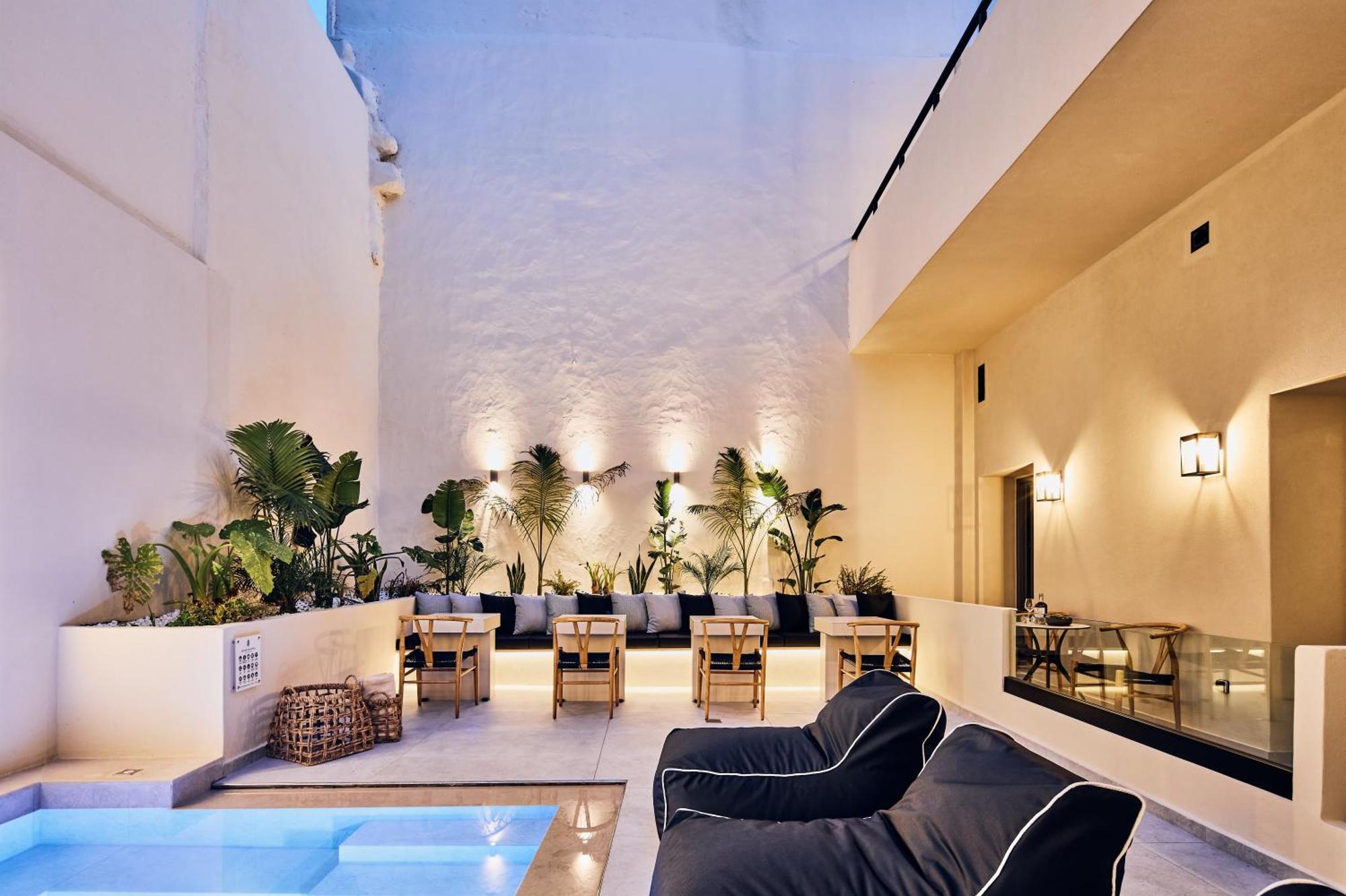 Grande Madonna Luxury Boutique Suites Rethymno  Bagian luar foto